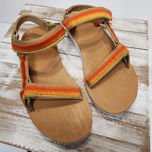 Women's sz 9 Teva Universal Ombre fire flame orange yellow activewear sandals - Picture 4 of 9